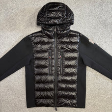 Load image into Gallery viewer, Moncler Grenoble Tricot Black Size Small
