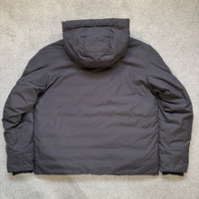 Load image into Gallery viewer, Moncler Timor Black Size 4
