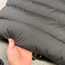 Load image into Gallery viewer, Moncler Cheval Dark Grey Size 5
