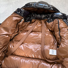Load image into Gallery viewer, Moncler Karakorum Black Size 1

