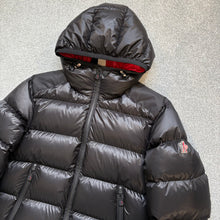Load image into Gallery viewer, Moncler Grenoble Hintertux Black Size 2

