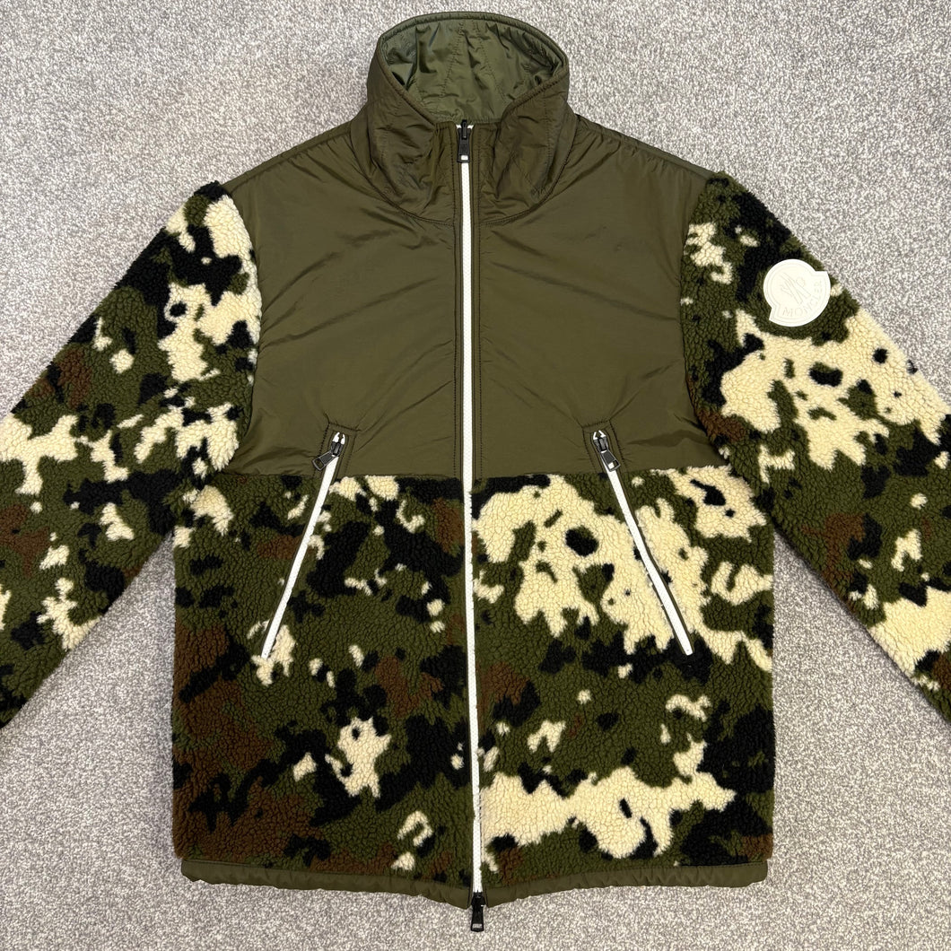 Moncler Padded Reversible Zip-Up Khaki Size Medium