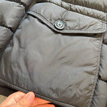 Load image into Gallery viewer, Moncler Cluny Black Size 5
