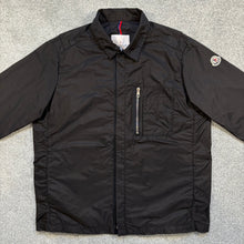 Load image into Gallery viewer, Moncler See Overshirt Black Size 5
