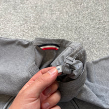 Load image into Gallery viewer, Moncler T-Shirt Grey Size Small
