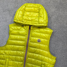 Load image into Gallery viewer, Moncler Gien Gilet Yellow Size 3

