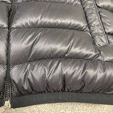 Load image into Gallery viewer, Moncler Avrieux Black Size 2
