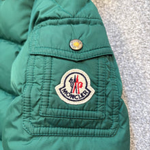 Load image into Gallery viewer, Moncler Byron Green Age 10
