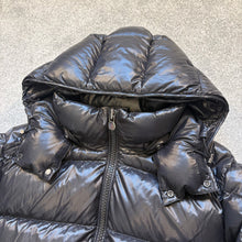 Load image into Gallery viewer, Moncler Maya Black Size 3
