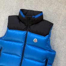 Load image into Gallery viewer, Moncler Ophrys Gilet Blue Size 5
