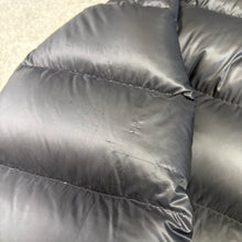 Load image into Gallery viewer, Moncler Pascal Black Size 6
