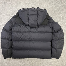 Load image into Gallery viewer, Moncler Wargnier Black Size 3
