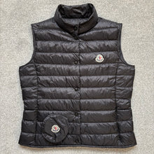 Load image into Gallery viewer, Women’s Moncler Liane Gilet Black Size 3
