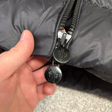 Load image into Gallery viewer, Moncler Salzman Black Size 3
