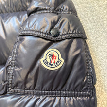 Load image into Gallery viewer, Moncler Ecrins Navy Size 2
