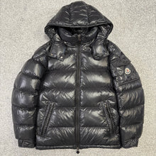 Load image into Gallery viewer, Moncler Maya Black Size 0
