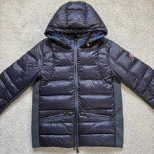 Load image into Gallery viewer, Moncler Grenoble Mouthe Navy Size 4
