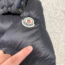 Load image into Gallery viewer, Moncler Willm Black Size 0
