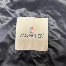 Load image into Gallery viewer, Moncler Gui Gilet Navy Size 4
