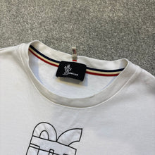 Load image into Gallery viewer, Moncler Grenoble T-Shirt White Size Small
