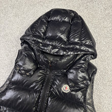 Load image into Gallery viewer, Moncler Bormes Gilet Black Size 5
