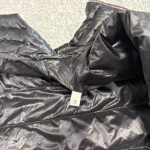 Load image into Gallery viewer, Moncler Daniel Black Size 3
