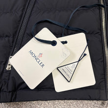 Load image into Gallery viewer, Moncler Albyt Gilet Navy Size 2
