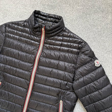 Load image into Gallery viewer, Moncler Daniel Black Size 2
