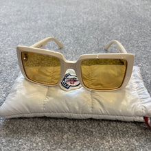 Load image into Gallery viewer, Women’s Moncler Promenade Sunglasses Ivory

