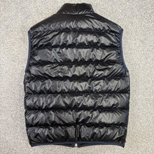 Load image into Gallery viewer, Moncler Aube Gilet Dark Navy Size 1

