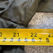 Load image into Gallery viewer, Moncler Grimpeurs Khaki Size 2
