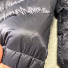 Load image into Gallery viewer, Moncler Willm Navy Size 3
