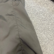 Load image into Gallery viewer, Moncler Kenya Grey Size 7

