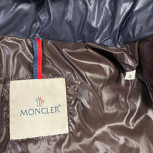 Load image into Gallery viewer, Moncler Maya Navy Size 3
