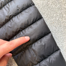 Load image into Gallery viewer, Moncler Daniel Black Size 2
