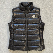 Load image into Gallery viewer, Women’s Moncler Ghany Gilet Black Size 1
