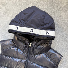 Load image into Gallery viewer, Moncler Barant Gilet Navy Size 7
