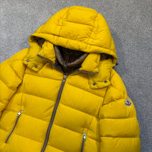 Load image into Gallery viewer, Moncler Brique Yellow Size 1
