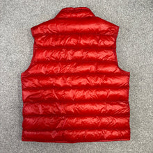 Load image into Gallery viewer, Moncler Gui Gilet Red Size 2
