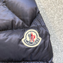 Load image into Gallery viewer, Moncler Avrieux Navy Size 4

