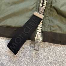 Load image into Gallery viewer, Moncler Alshat Khaki Size 5
