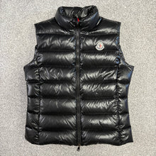 Load image into Gallery viewer, Women’s Moncler Ghany Gilet Black Size 2
