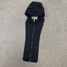 Load image into Gallery viewer, Moncler Vallot Navy Size 7
