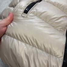 Load image into Gallery viewer, Women’s Moncler Serinde Beige Size 0
