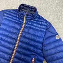 Load image into Gallery viewer, Moncler Daniel Blue Size 3
