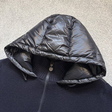 Load image into Gallery viewer, Moncler Tricot Navy Size XL
