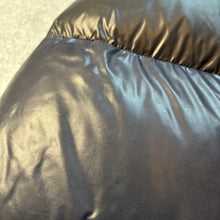 Load image into Gallery viewer, Moncler Gary Navy Size 5
