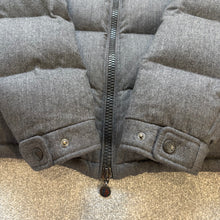 Load image into Gallery viewer, Moncler Montgenevre Grey Size 3
