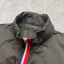 Load image into Gallery viewer, Moncler Keralle Khaki Size 5
