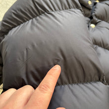 Load image into Gallery viewer, Moncler Bauges Navy Size 3

